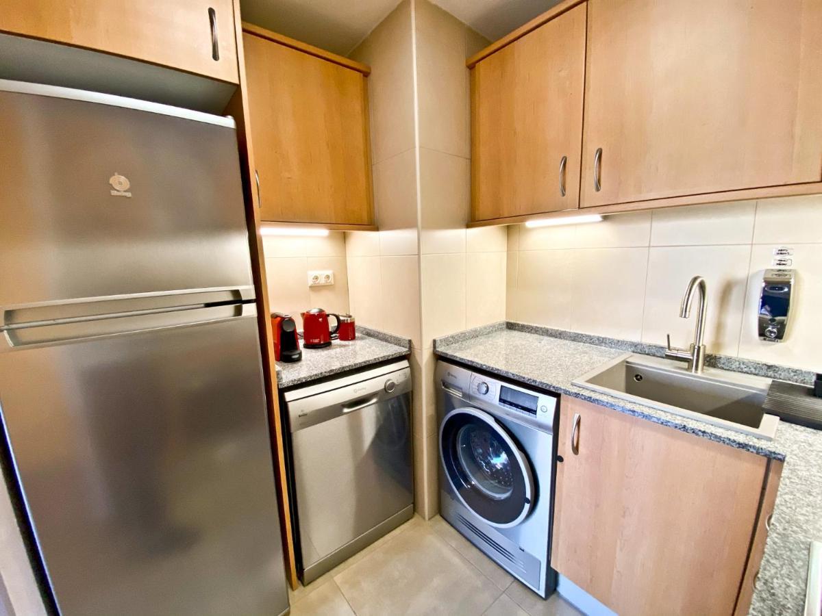 Urban Manresa-City Center Apartment With Balcony Exterior photo