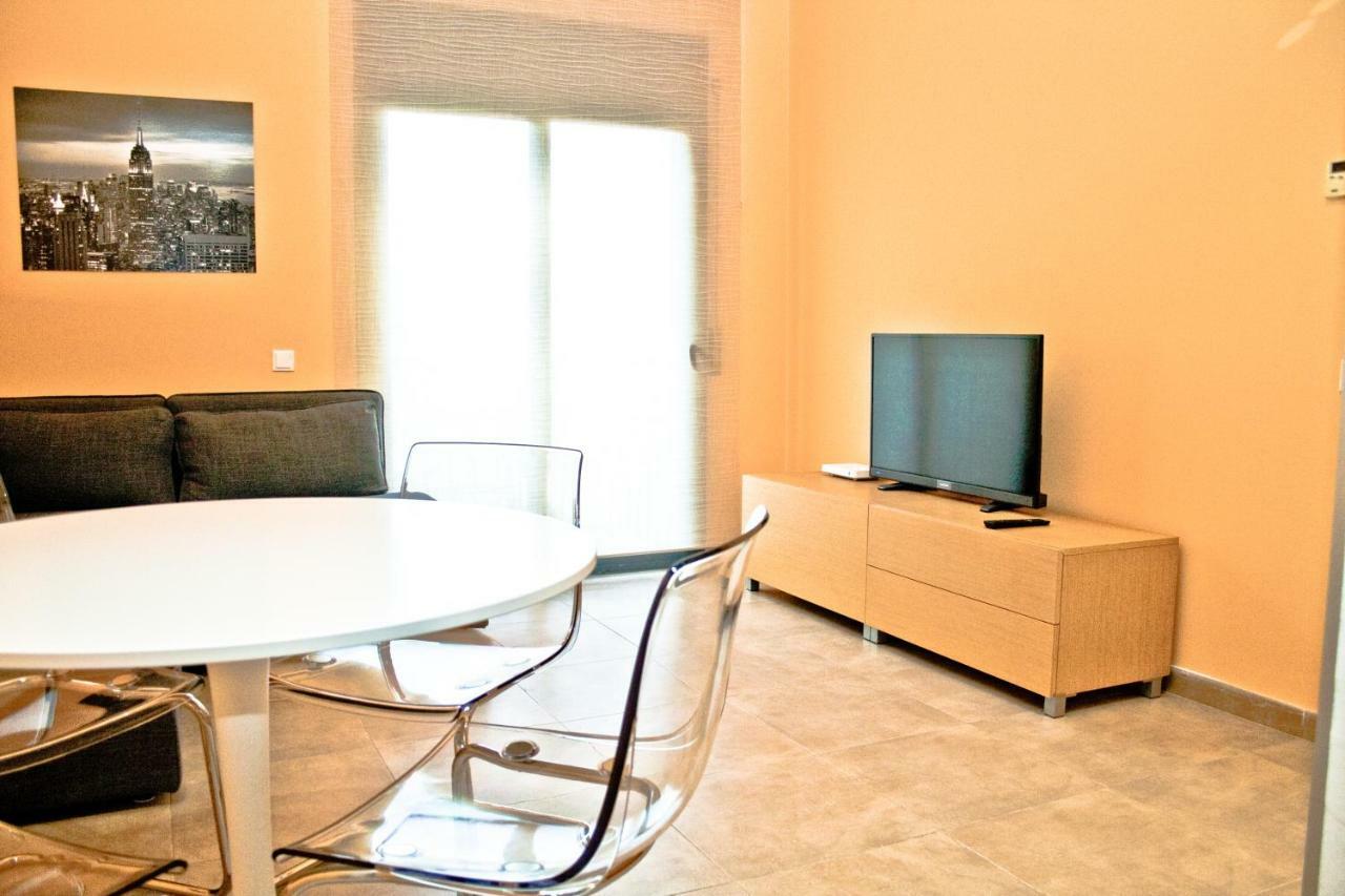 Urban Manresa-City Center Apartment With Balcony Exterior photo