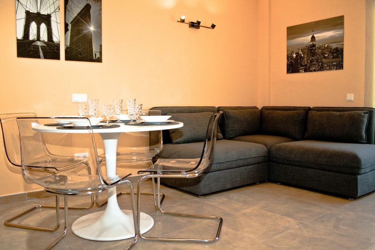 Urban Manresa-City Center Apartment With Balcony Exterior photo